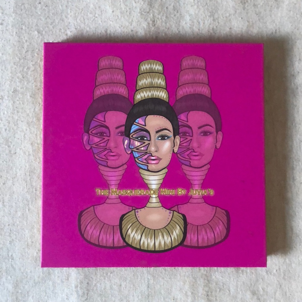 Nubians place Masquerade palette MINI